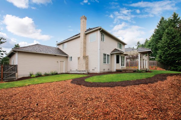Winter Mulching: Should I Do It?